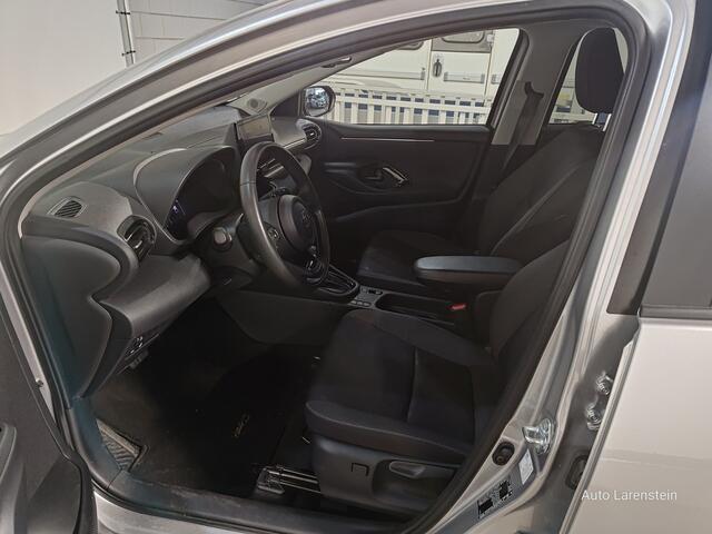 Toyota YARIS 1.5 Hybrid 116pk First Edition Carplay / A.Cam./ Adapt. Cruise C / Climate C./ Winter Pack