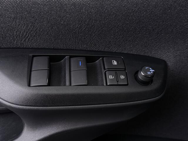 Toyota YARIS Cross 1.5 Hybrid First Edition | Navigatie | Trekhaak |