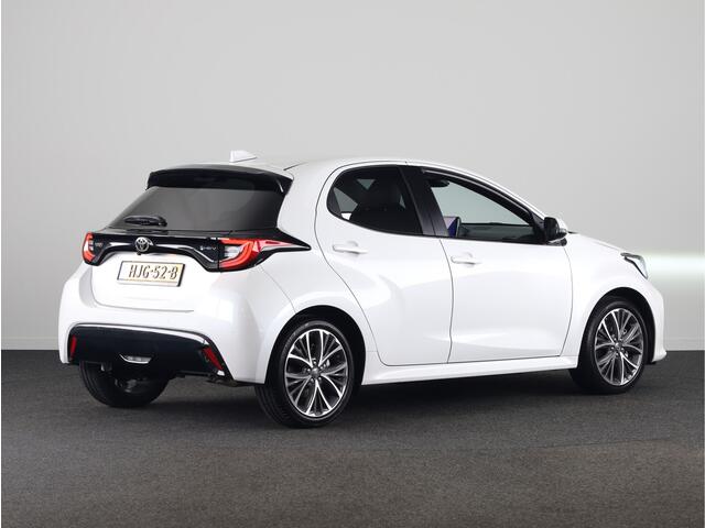 Toyota YARIS 1.5 Hybrid 130 Executive | PDC | Stuur-Stoelverwarming | NL-Auto |