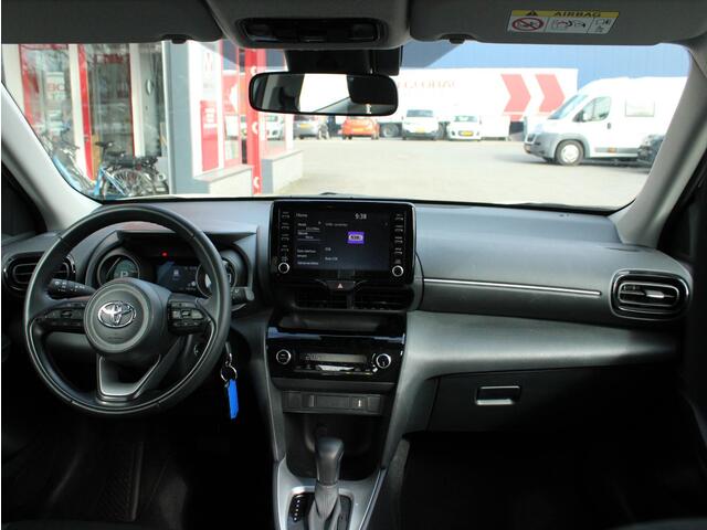 Toyota YARIS Cross 1.5 Hybrid Active Automaat, Multimediasysteem, Parkeercamera, Cruise control, Climate control