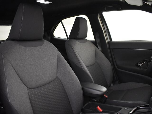 Toyota YARIS Cross 1.5 Hybrid 130PK Style | Navigatie | Stoel- Stuur verwarming