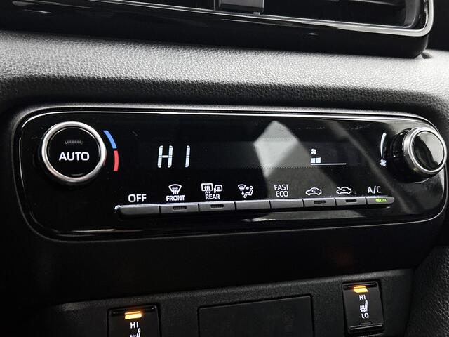 Toyota YARIS 1.5 Hybrid 115 Dynamic | Navigatie | PDC | BLS | Stuur-Stoelverwarming |