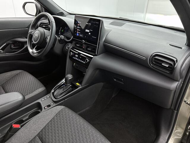 Toyota YARIS Cross 1.5 Hybrid 115 First Edition | BTW Voertuig | Stoel en stuurwielverwarming | Onderweg-naar-dealer