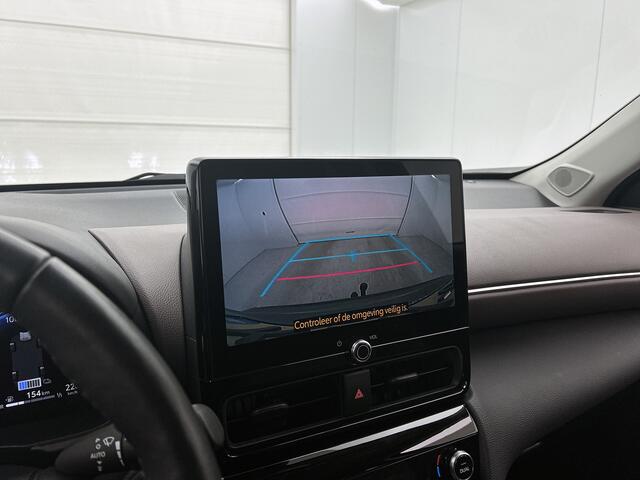 Toyota YARIS Cross 1.5 Hybrid 130 Executive | BTW Voertuig | Stoel en stuurwielverwarming | Onderweg-naar-dealer