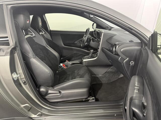 Toyota YARIS GR 1.6 Turbo GR 4x4 / 280pk! / Nw Model 2025 / 1e eig / BTW auto / Ex BPM