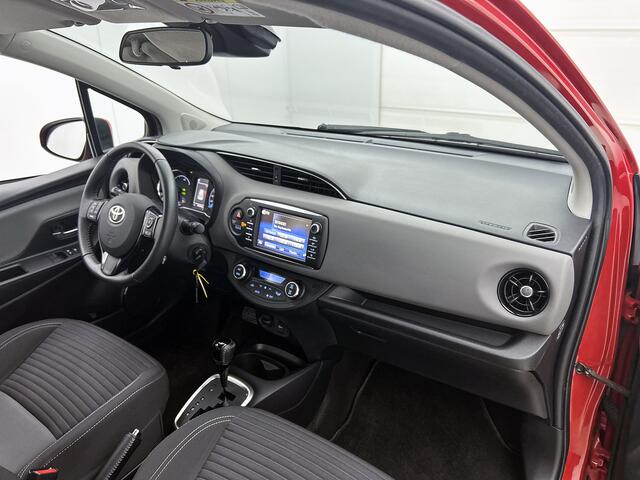 Toyota YARIS 1.5 Hybrid Design | NL auto | Dealeronderhouden | Achteruitrijcamera | Onderweg-naar-dealer