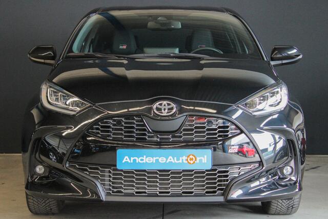 Toyota YARIS 1.5 Hybrid GR Sport |all season banden|leder/alcantara|BSM|stoelverwarming|