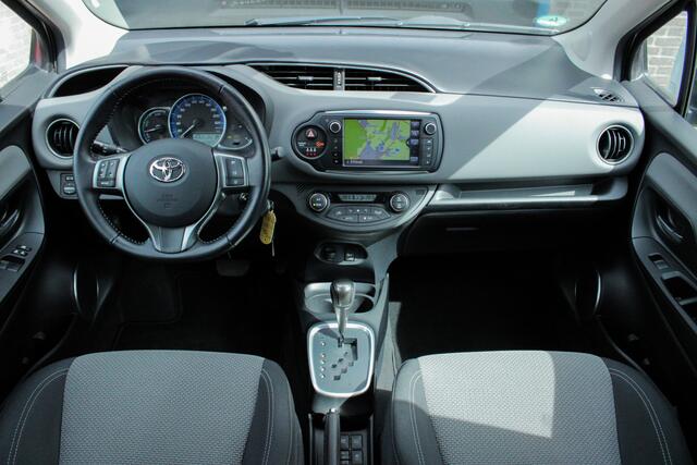 Toyota YARIS 1.5 Hybrid Aspiration |navigatie|parkeersensoren|stoelverwarming|dealer onderhouden|all season banden|