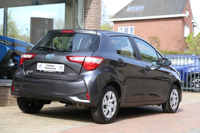 Toyota YARIS 1.5 Hybrid Active Navi Camera