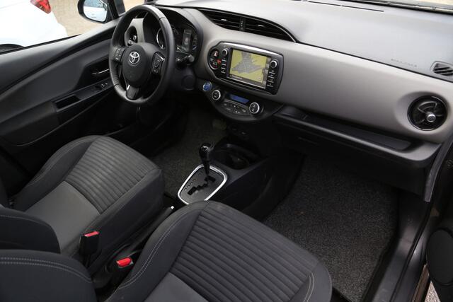 Toyota YARIS 1.5 Hybrid Active Navi Camera
