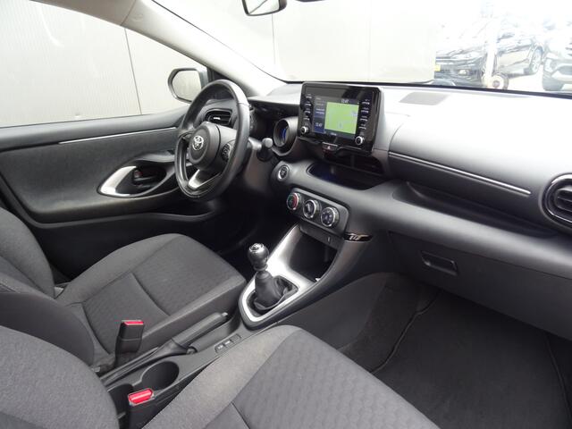 Toyota YARIS 1.5 VVT-i Business Plus * CARPLAY * DEALER ONDERH. !!