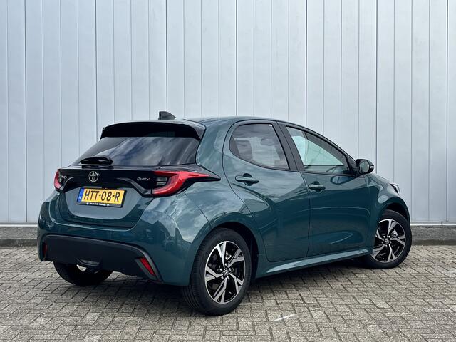 Toyota YARIS 1.5 Hybrid 115 Dynamic Comfort Pack NL Auto Parkeersensoren Stoel Stuur Verwarmd