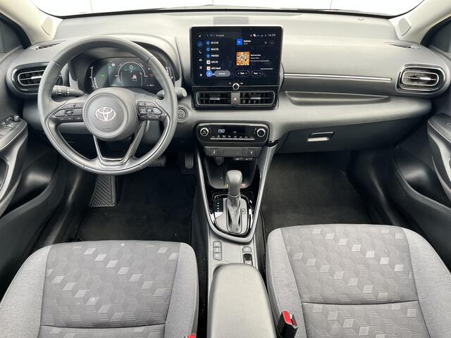 Toyota YARIS 1.5 Hybrid 115 Dynamic Comfort Pack NL Auto Parkeersensoren Stoel Stuur Verwarmd