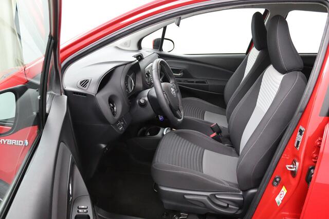 Toyota YARIS 1.5 Hybrid Design Sport | Climate Control | Toyota Safety Sense | Lichtmetalen Velgen | Achteruitrijcamera |