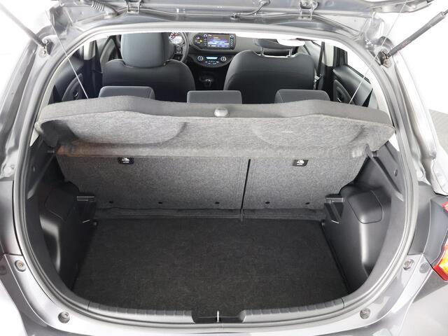 Toyota YARIS 1.5 HYBRID ACTIVE AUTOMAAT GARANTIE 8-2030! 100% ONDERHOUDEN . CAMERA . CRUISE CONTROL . ELEKTRISCHE RAMEN VOOR