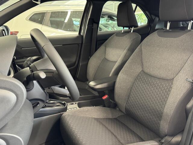 Toyota YARIS Cross 1.5 Hybrid 130pk Automaat Dynamic | NIEUW !| LED Verlichting | LM-Velgen | Car play | | Camera | Climate Control | Stoel/Stuurwiel verwarming |