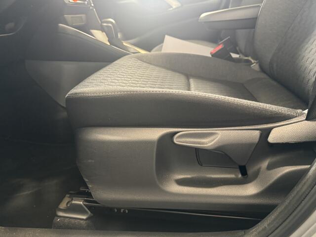 Toyota YARIS 1.5 Hybrid Active | CarPlay | ACC | Achteruitrijcamera | Reservering Ruben t/m 11-4