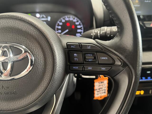 Toyota YARIS 1.5 Hybrid Active | CarPlay | ACC | Achteruitrijcamera | Reservering Ruben t/m 11-4