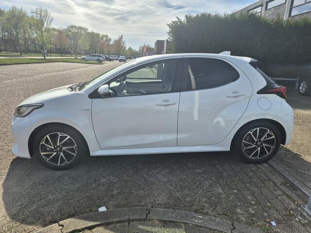 Toyota YARIS 1.5 Hybrid Dynamic TREKHAAK