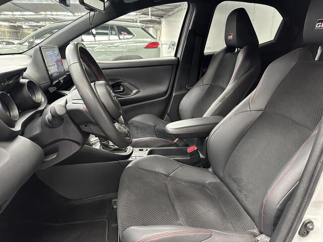 Toyota YARIS 1.5 Hybrid GR Sport SLECHTS 48.043KM, LUXE OPTIES, NEDERLANDSE AUTO!!