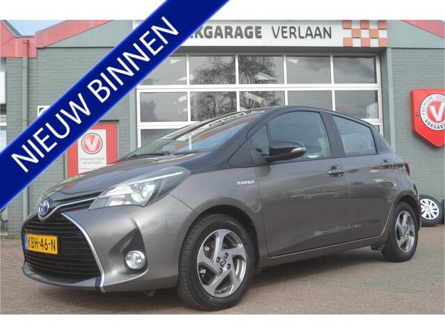 Toyota YARIS 1.5 Hybrid ....12 mnd. gar.....