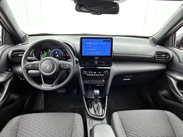 Toyota YARIS Cross 1.5 Hybrid 115 First Edition | BTW Voertuig | Stoel en stuurwielverwarming | Onderweg-naar-dealer