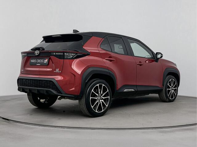 Toyota YARIS Cross 1.5 Hybrid GR-Sport | Stoelverwarming | Navigatie |