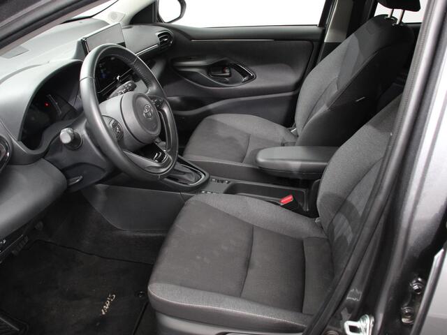 Toyota YARIS 1.5 Hybrid Dynamic Automaat | Climate control | Cruise control adaptieve | LED | Achteruitrijcamera | Keyless start | Lane assist | Navigatie | Apple Carplay/ Android Auto |