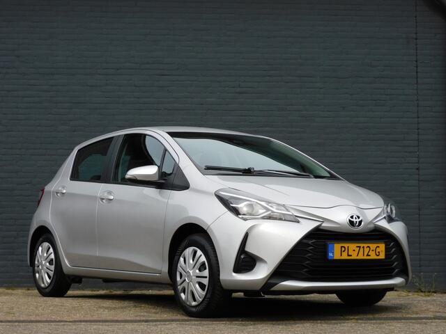 Toyota YARIS 1.5 VVT-i Aspiration TOPSTAAT! CAMERA! BLUETOOTH! NAVI! CLIMA! CRUISE!