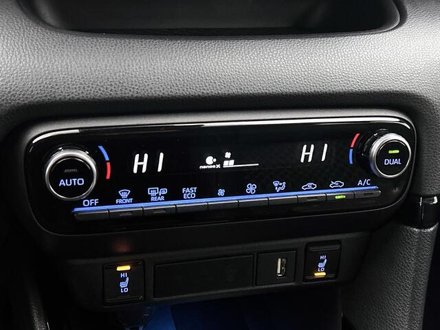 Toyota YARIS 1.5 Hybrid Executive | JBL | Stoelverwarming | Lederenbekleding |