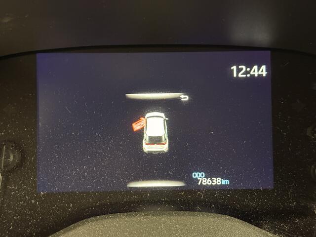 Toyota YARIS Cross 1.5 Hybrid Business Plus | Stoelverwarming | Parkeersensoren voor en achter | Ruben t/m 16-4