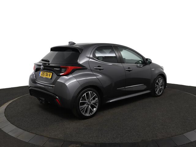 Toyota YARIS 1.5 Hybrid Launch Edition | Adaptive Cruise Control | Apple Carplay Android Auto | Lederen bekleding | Panoramadak | JBL Audio | Stoelverwarming |