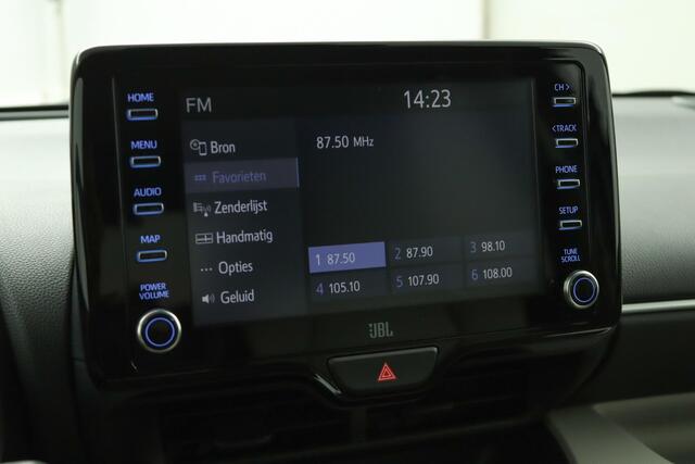 Toyota YARIS 1.5 Hybrid Launch Edition | Adaptive Cruise Control | Apple Carplay Android Auto | Lederen bekleding | Panoramadak | JBL Audio | Stoelverwarming |