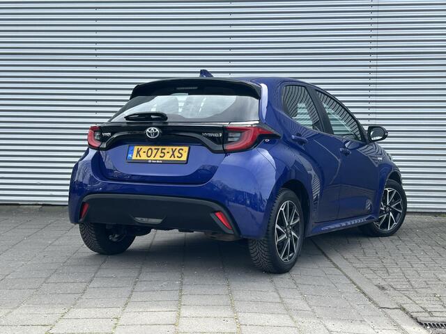 Toyota YARIS 1.5 Hybrid Dynamic | LED | CruiseControl | Navi | Camera |