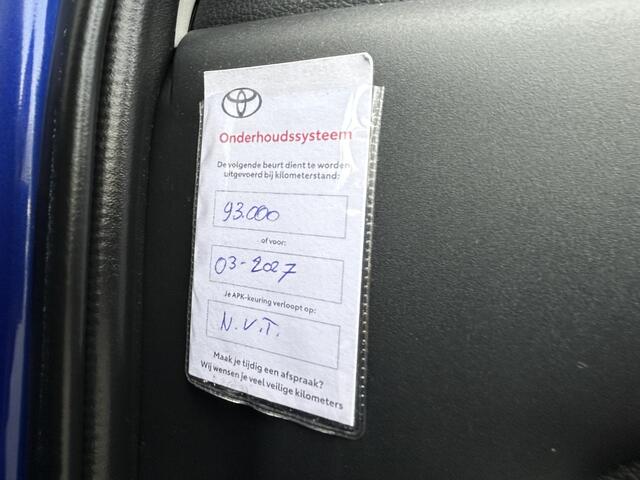 Toyota YARIS 1.5 Hybrid Dynamic | LED | CruiseControl | Navi | Camera |