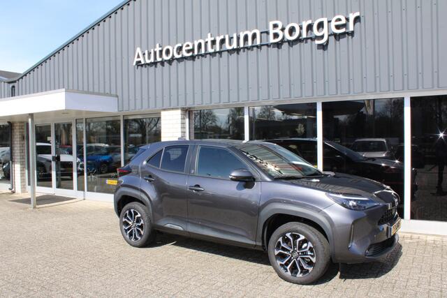Toyota YARIS Cross 1.5 Automaat Hybrid 130 Dynamic Navi /17"LM / Trekhaak / Camera / Stoelverwarming