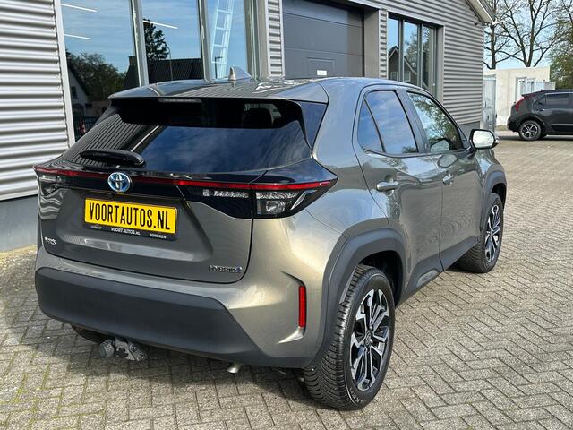 Toyota YARIS Cross 1.5 Hybrid Business Plus | NAVI | CAMERA | TREKHAAK AFN | APPLE CARPLAY | STUUR EN STOELVERWARMING | LMV 17' |