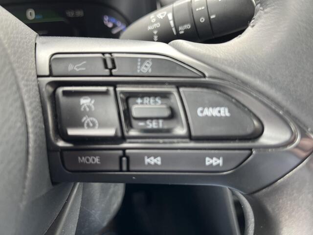 Toyota YARIS Cross 1.5 Hybrid Adventure | All-in prijs | Automaat | Trekhaak afneembaar | Head up display