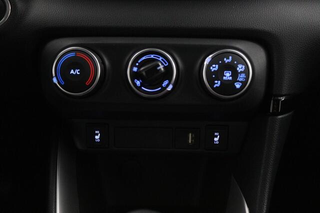 Toyota YARIS 1.5 VVT-i Dynamic | Airco | Apple carplay-Android auto | Trekhaak |