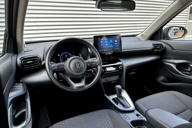 Toyota YARIS Cross 1.5 Hybrid Comfort Plus Carplay / Sportv.