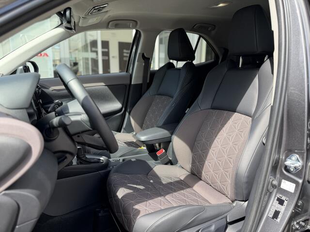 Toyota YARIS Cross 1.5 Hybrid 130 Executive | GEEN AFLEVERKOSTEN | Elektrische achterklep, Parkeersensoren, Dodehoekdetectie