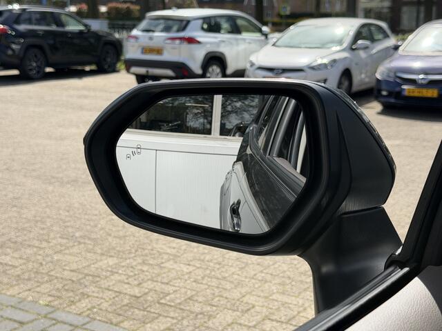 Toyota YARIS Cross 1.5 Hybrid 130 Executive | GEEN AFLEVERKOSTEN | Elektrische achterklep, Parkeersensoren, Dodehoekdetectie