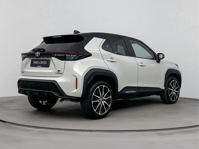 Toyota YARIS Cross 1.5 Hybrid GR Sport Limited | Stoelverwarming | Blind Spot |