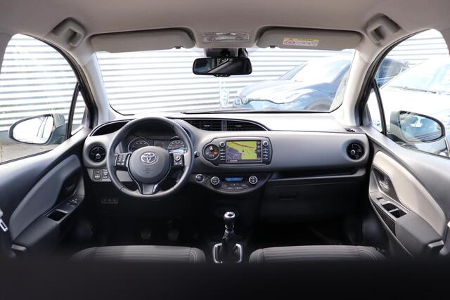 Toyota YARIS 1.5 VVT-i Dynamic All season