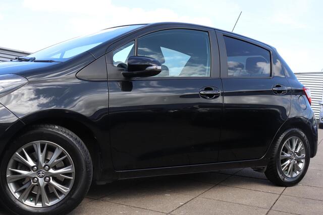Toyota YARIS 1.5 VVT-i Dynamic All season