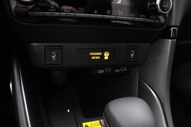 Toyota YARIS 1.5 Hybrid 130 GR SPORT, GR SPORT Plus Pack, Pano, JBL, Head-up, Stuur & Stoel verwarming!