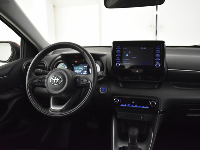Toyota YARIS 1.5 Hybrid Dynamic | All Season | Key less | DAB | Carplay