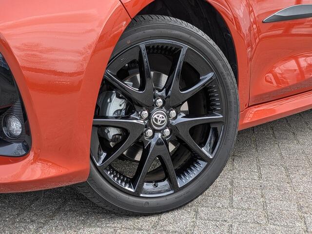 Toyota YARIS 1.5 Hybrid Executive | Full option | Trekhaak | Pano | HUD | JBL | Zomer/winterset | Leer