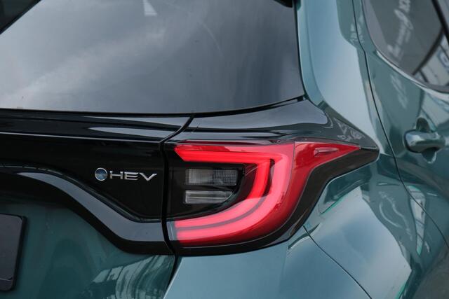 Toyota YARIS 1.5 Hybrid 115 Dynamic, Comfort Pack, Nieuw en direct leverbaar met ¤3.500,- voordeel!