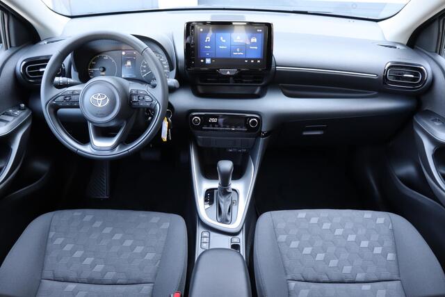 Toyota YARIS 1.5 Hybrid 115 Comfort, | Nieuw en snel leverbaar (juli 2026) en nu met ¤3.500,- inruilvoordeel!!